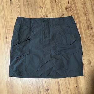 Eddie Bauer Women's skirt size 4
